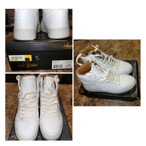 Pumas gently use with box